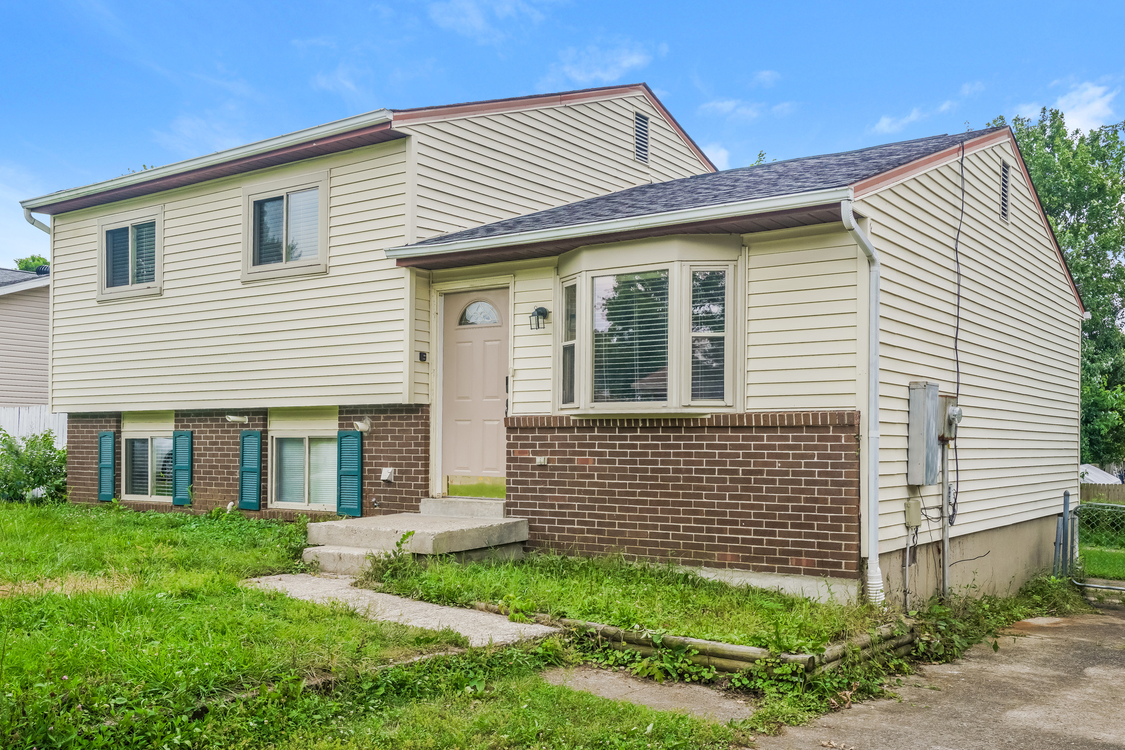 5010 Tolkien Ct Louisville, KY 40229